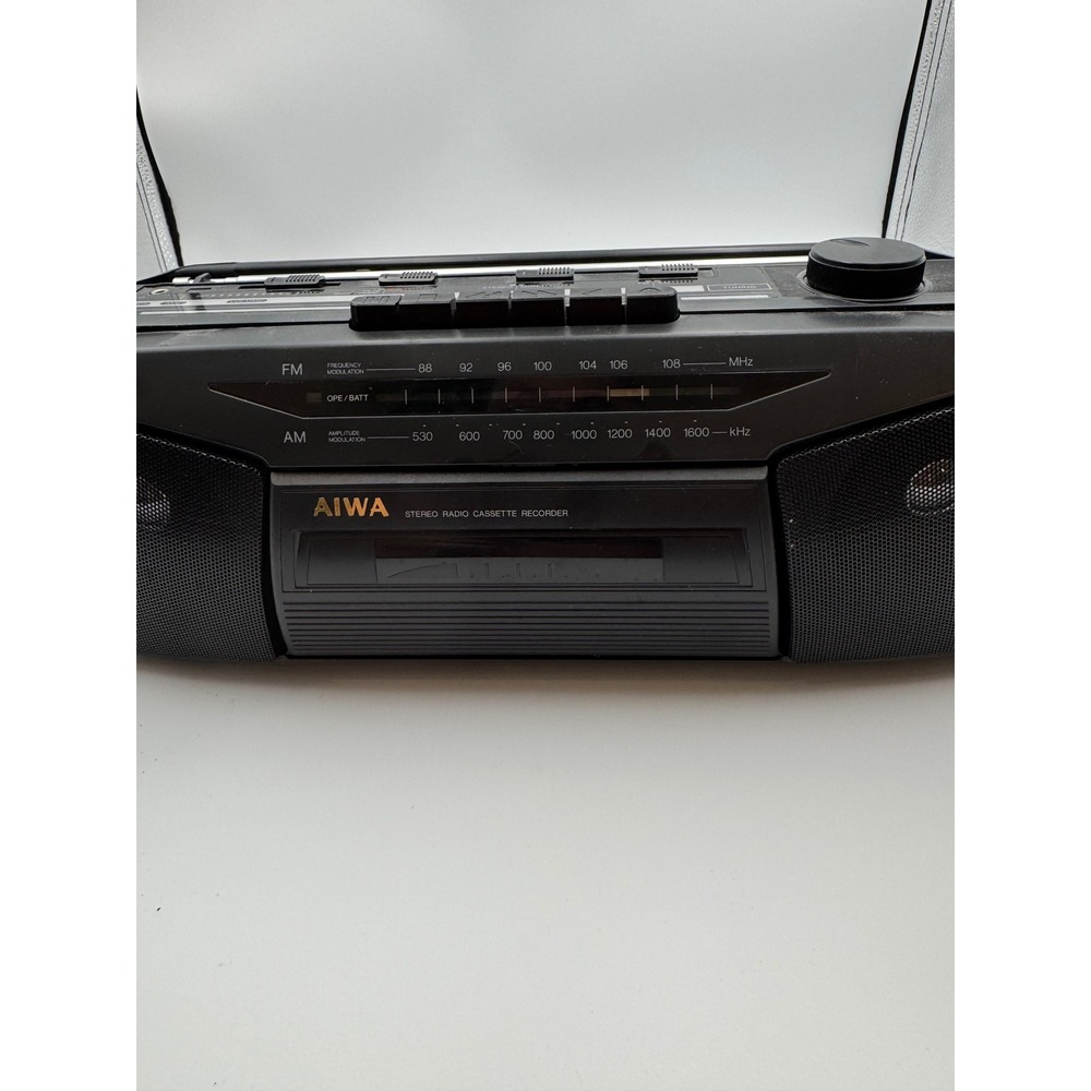Aiwa CS-N15U Portable Stereo Radio Cassette Recorder AM FM Boombox Black Vintage